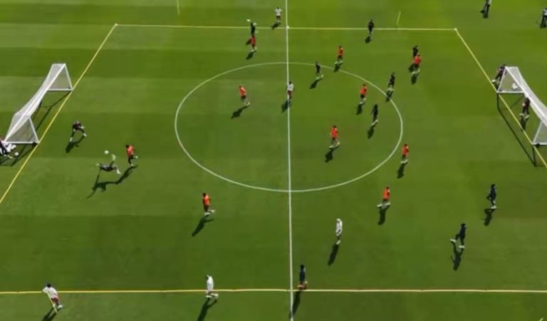 Kylian Mbappé claque un geste technique renversant à l&rsquo;entraînement [VIDEO]
