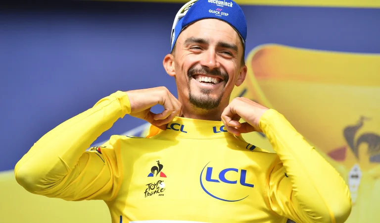 Julian Alaphilippe, le panache, toujours le panache.