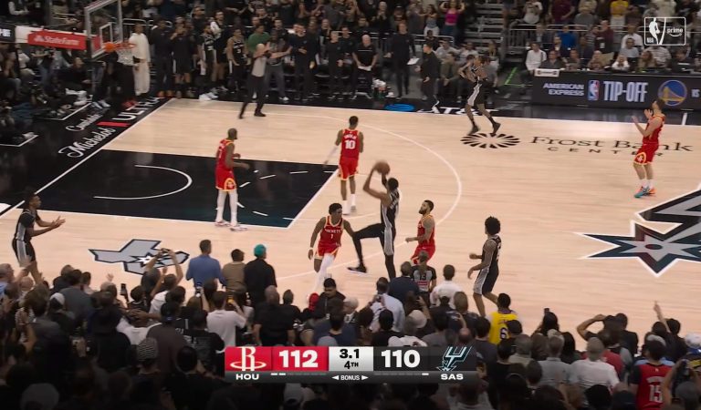 Wemby inscrit le panier de la gagne, mais il est annulé… par son propre coach