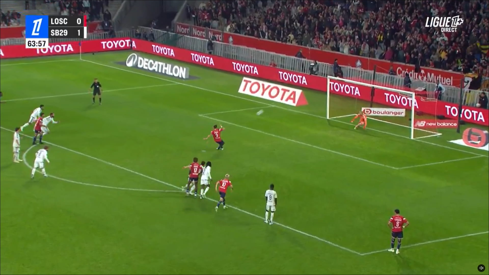Olivier Giroud défie les lois de la science avec son pénalty
